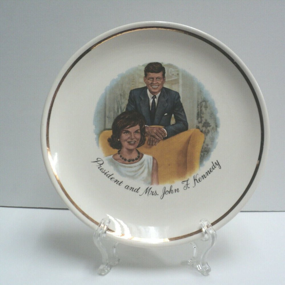 President and Mrs. John F. Kennedy 9" Plate Decorator Collectible Gold Trim